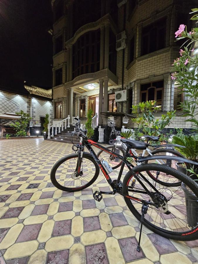 Hotel Sharq Dushanbe Exterior photo