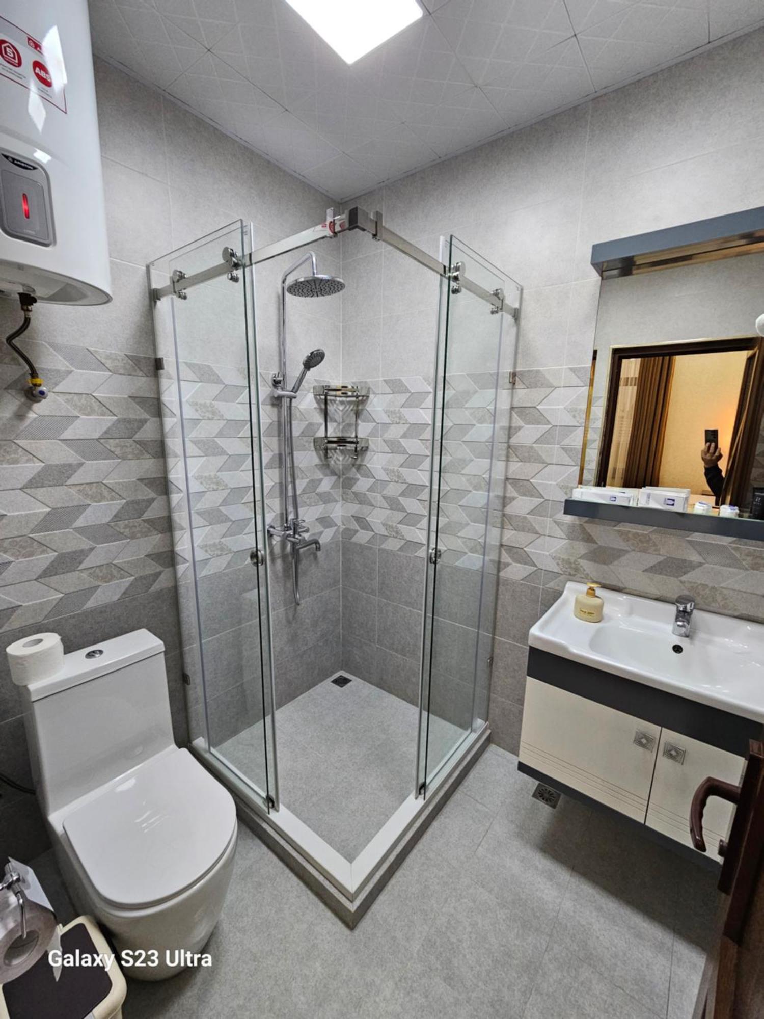 Hotel Sharq Dushanbe Exterior photo