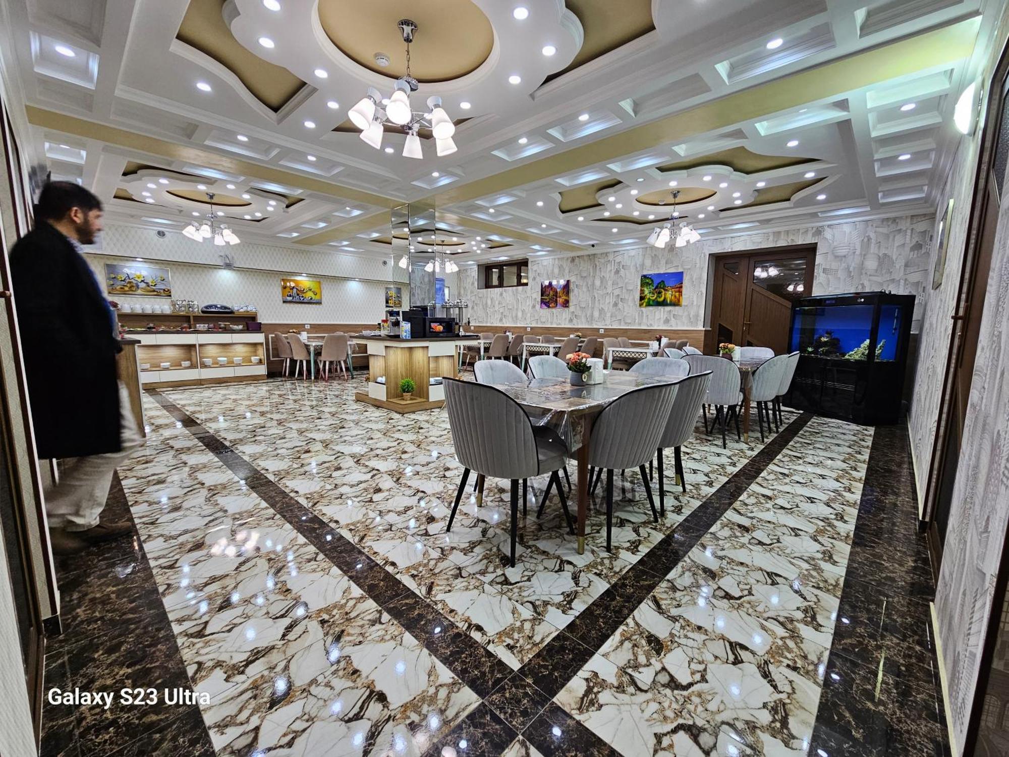 Hotel Sharq Dushanbe Exterior photo