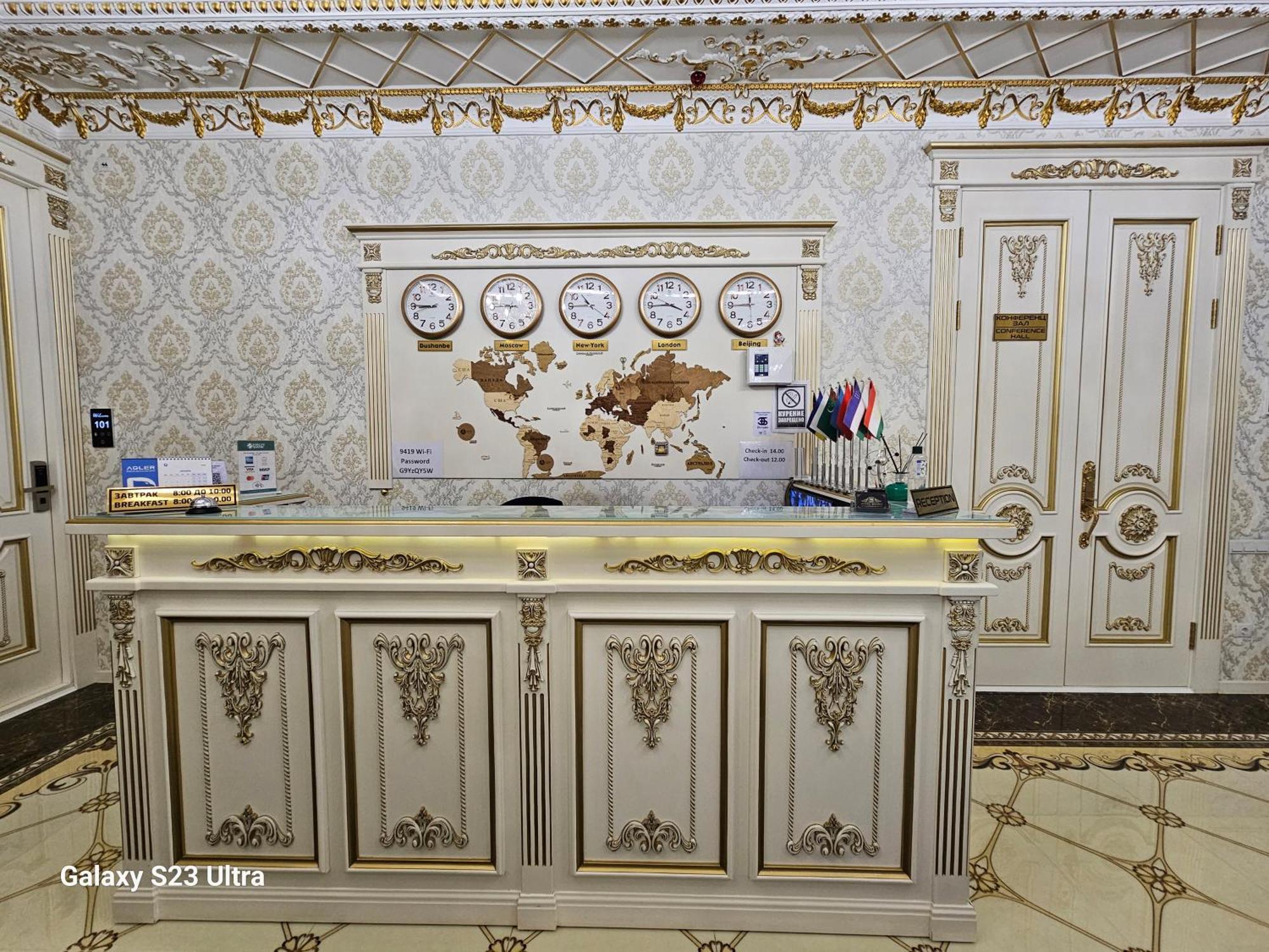 Hotel Sharq Dushanbe Exterior photo